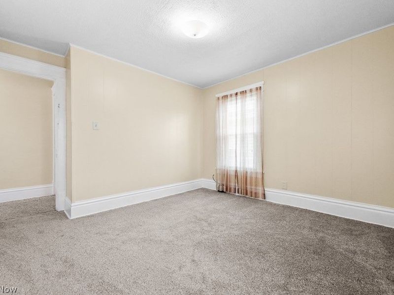 233 W Cambridge Street, Alliance, OH 44601 Photo 24