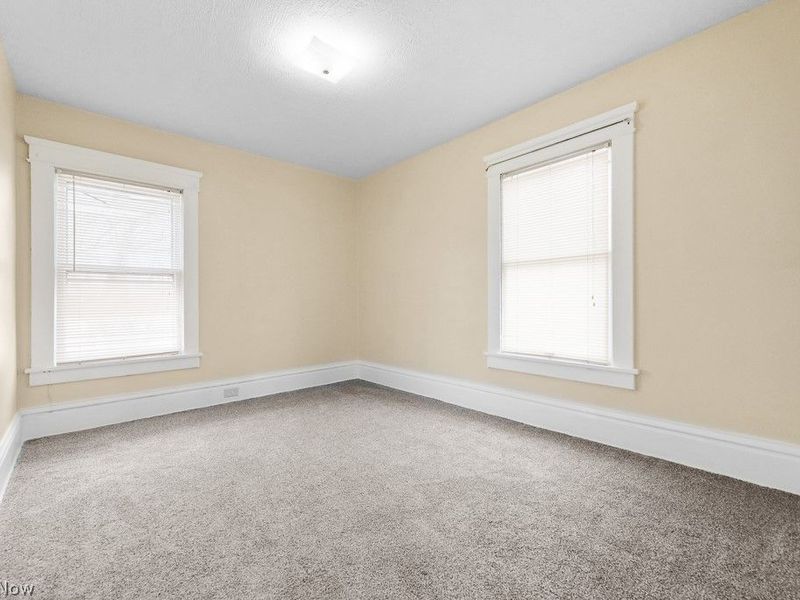 233 W Cambridge Street, Alliance, OH 44601 Photo 25