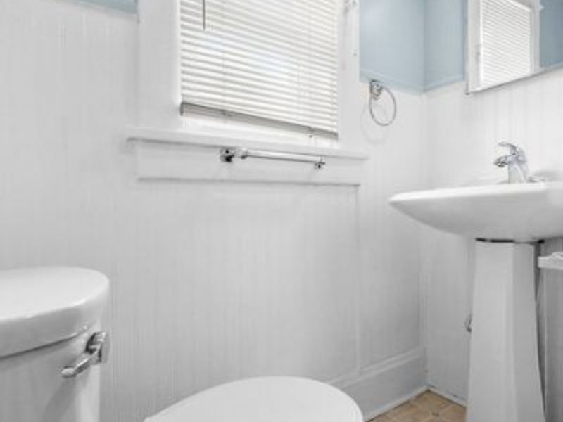 233 W Cambridge Street, Alliance, OH 44601 Photo 27