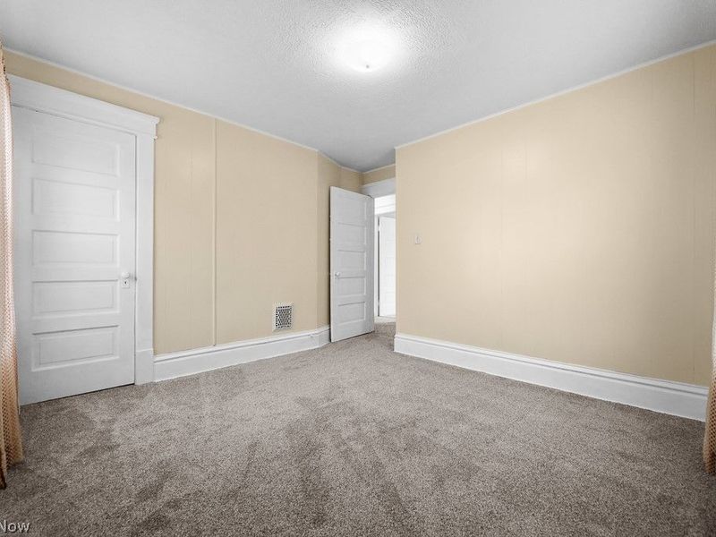 233 W Cambridge Street, Alliance, OH 44601 Photo 30