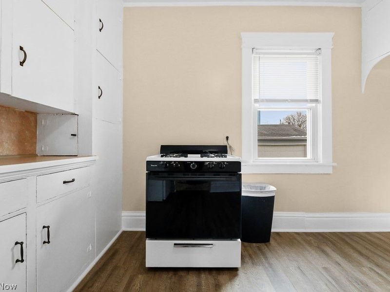 233 W Cambridge Street, Alliance, OH 44601 Photo 7