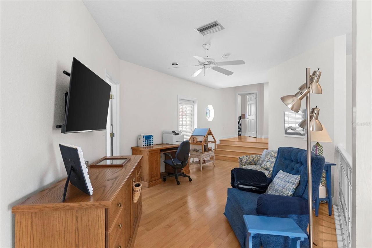 11445 9th Street E, Treasure Island, FL 33706 Photo