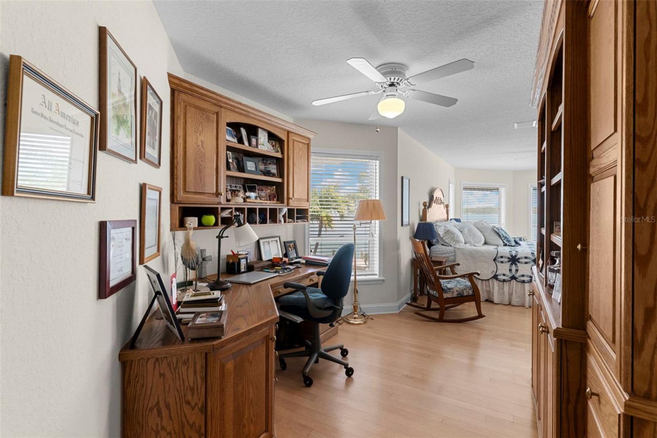 11445 9th Street E, Treasure Island, FL 33706 Photo