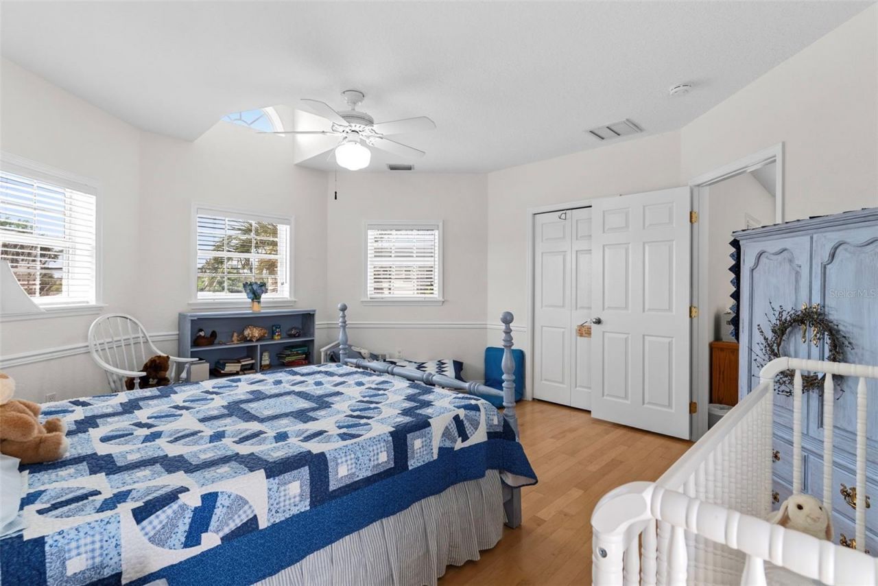 11445 9th Street E, Treasure Island, FL 33706 Photo