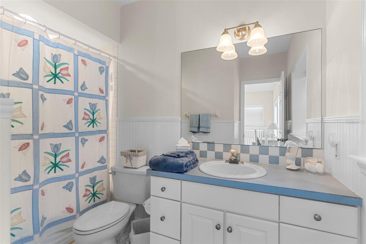 11445 9th Street E, Treasure Island, FL 33706 Photo