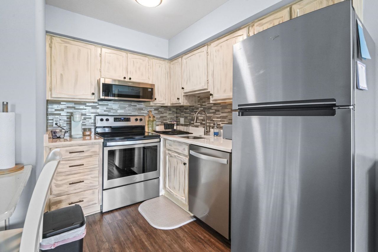 301 N Waccamaw Dr. Photo 7