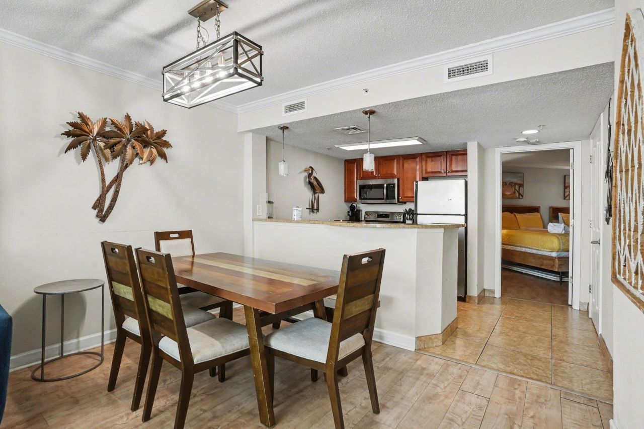 5200 N Ocean Blvd.  Photo 10