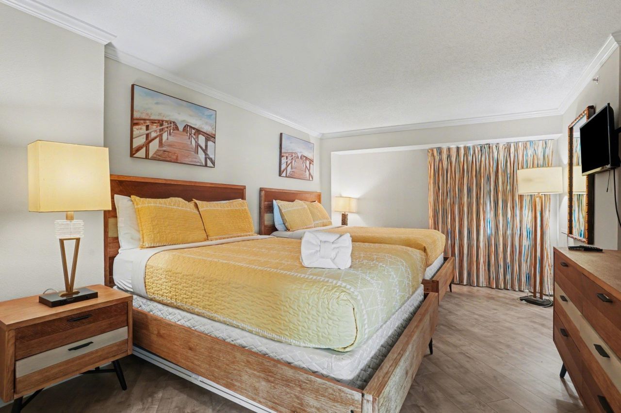 5200 N Ocean Blvd.  Photo 20