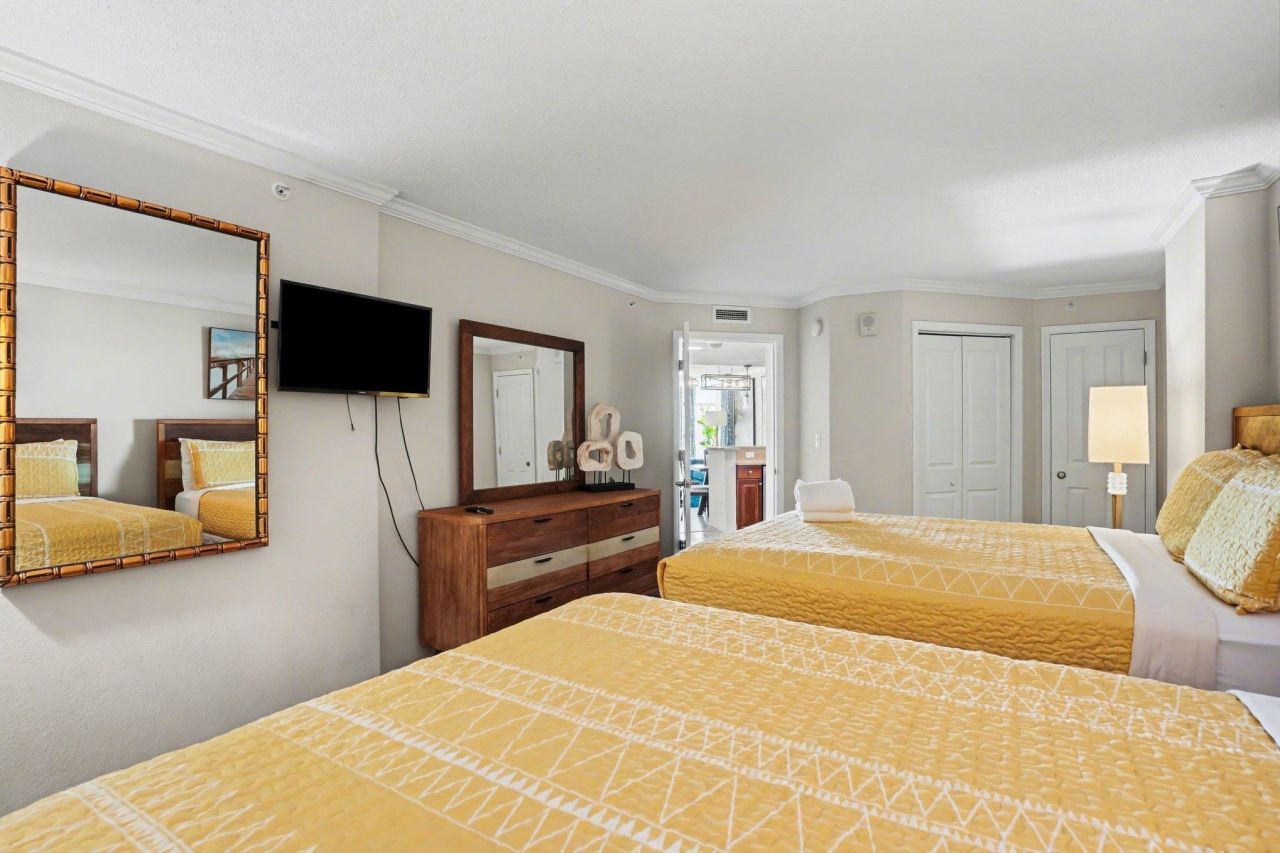 5200 N Ocean Blvd.  Photo 21