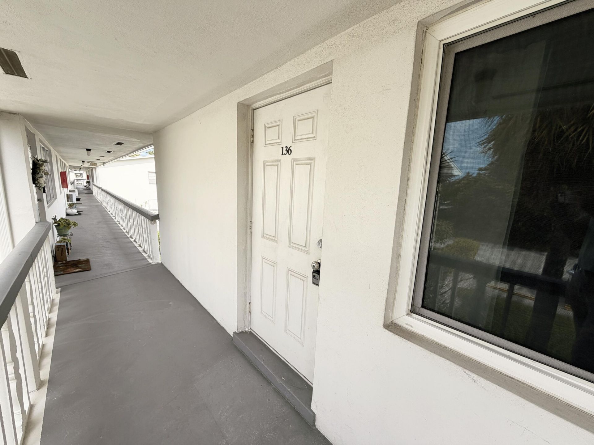 136 Coventry F, West Palm Beach, FL 33417 Photo