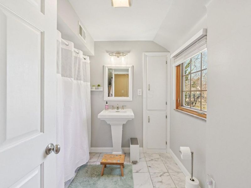 1838 Berkshire Road, Upper Arlington, OH 43221 Photo 40