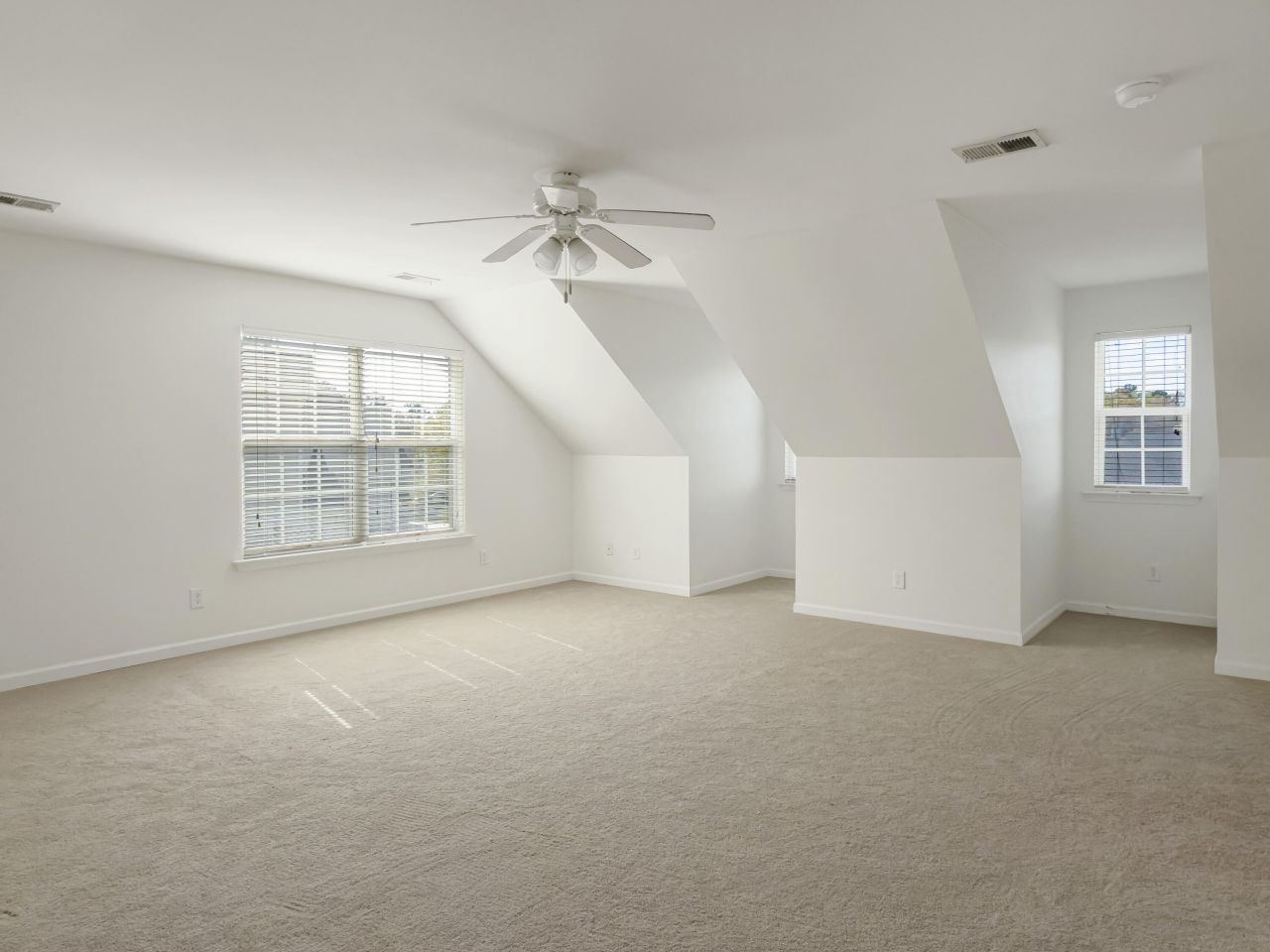 272 Westbrooke Road Photo 16