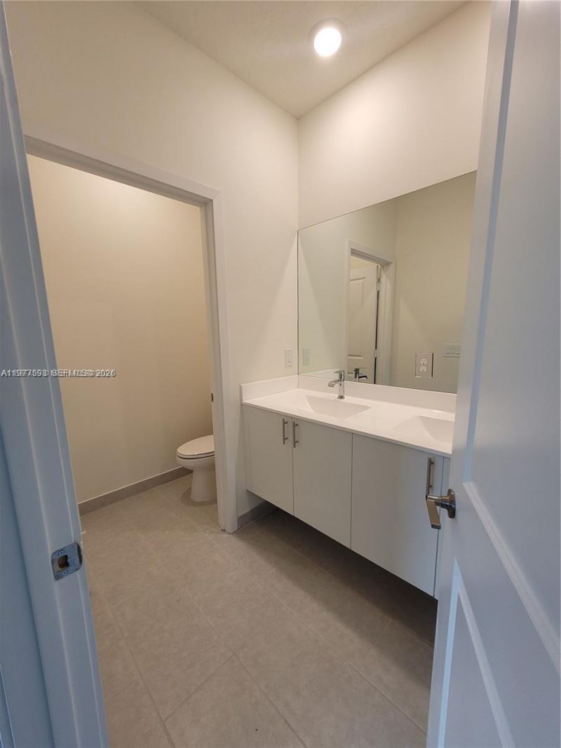 4558 NW 83rd Ave, Unit 4558, Doral, FL 33166 Photo