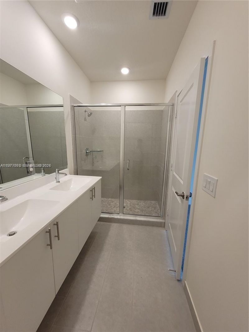 4558 NW 83rd Ave, Unit 4558, Doral, FL 33166 Photo
