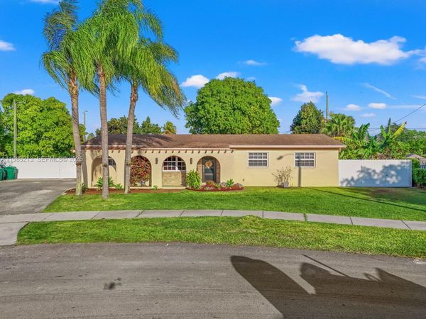 3605 SW 122nd Pl , Miami, FL 33175