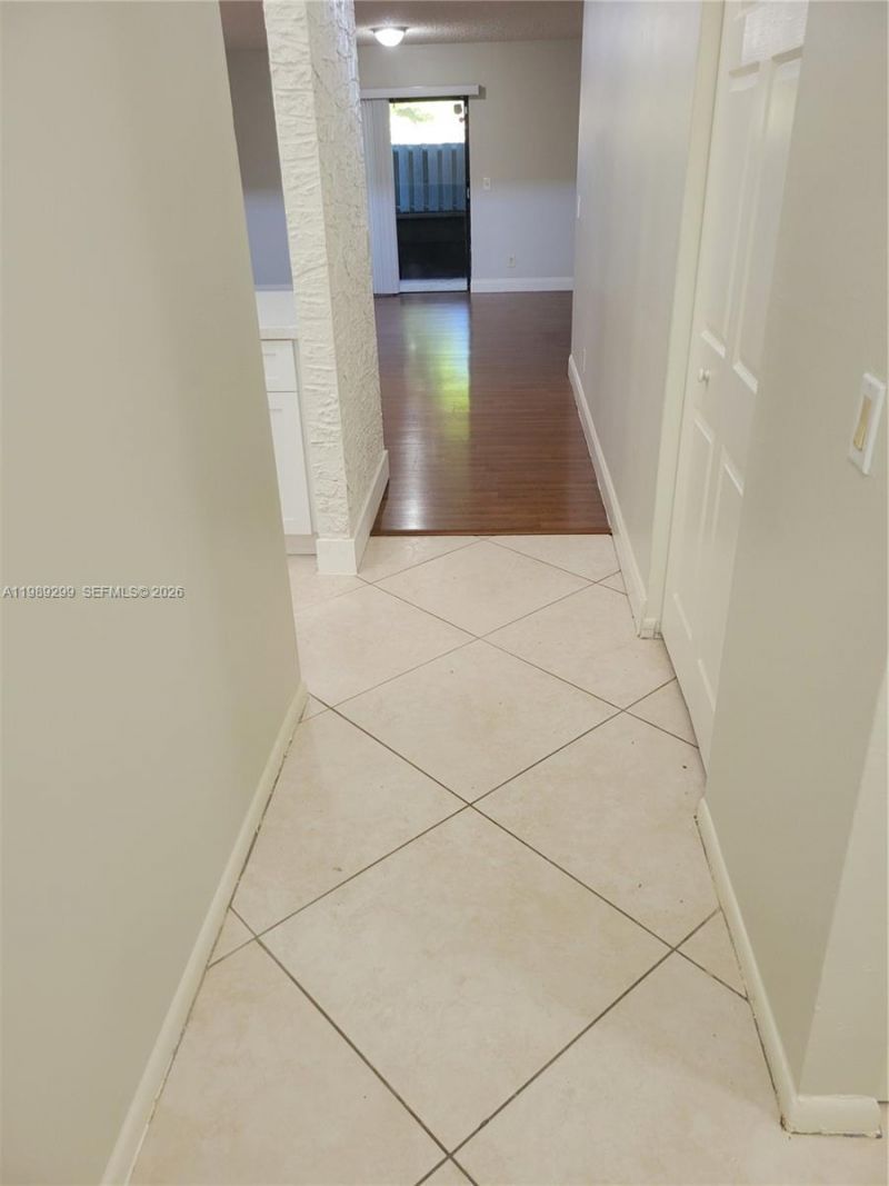 3621 SW 69th Ter, Unit 23-Z, Miramar, FL 33023 Photo