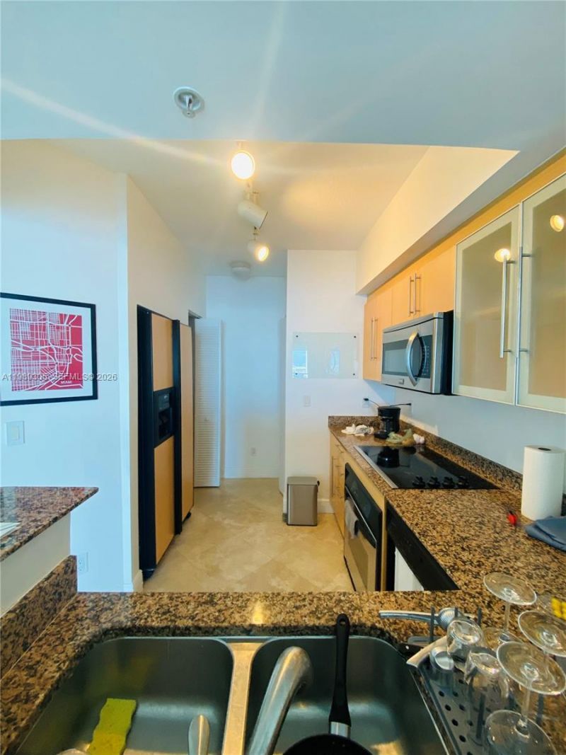 325 S Biscayne Blvd , Unit 2126, Miami, FL 33131 Photo