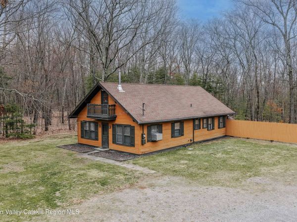 1050 Route 28, Kingston, NY 12401