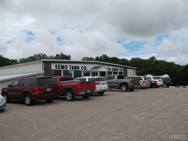 456 Semo Lane, Perryville, MO 63775