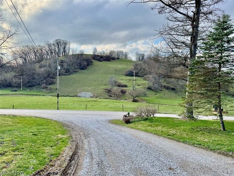 68895 Lloydsville Bannock Road, Belmont, OH 43718 Photo 15