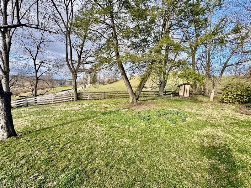 68895 Lloydsville Bannock Road, Belmont, OH 43718 Photo 17