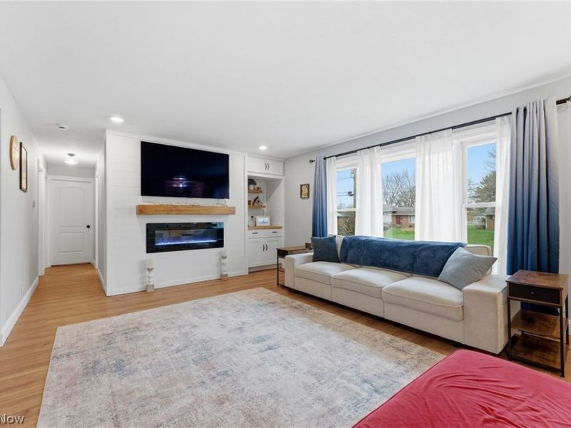 3335 Meadowwood Street NW, Massillon, OH 44646 Photo 7