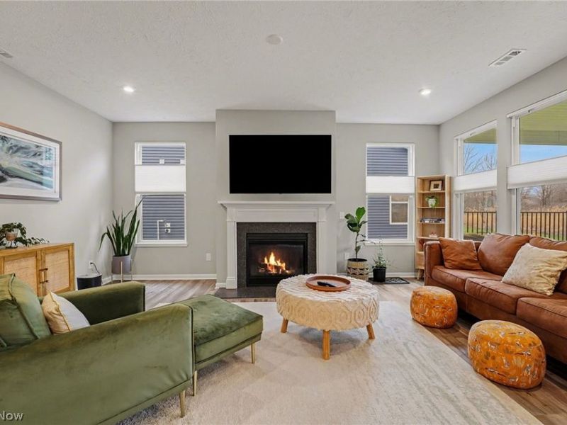 33319 Midship Drive, Avon Lake, OH 44012 Photo 4