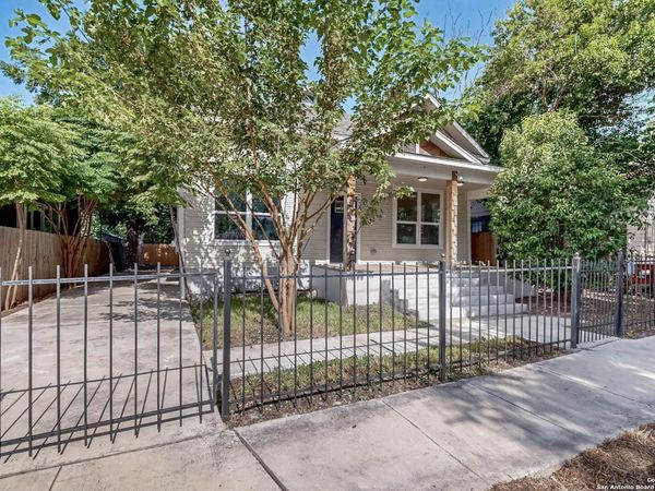 305 N Spruce, San Antonio, TX 78203