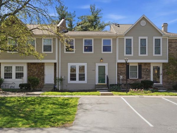 1049 Stratford Court, Loveland, OH 45140