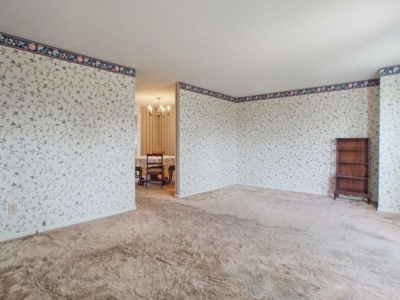 1049 Stratford Court, Loveland, OH 45140 Photo 11