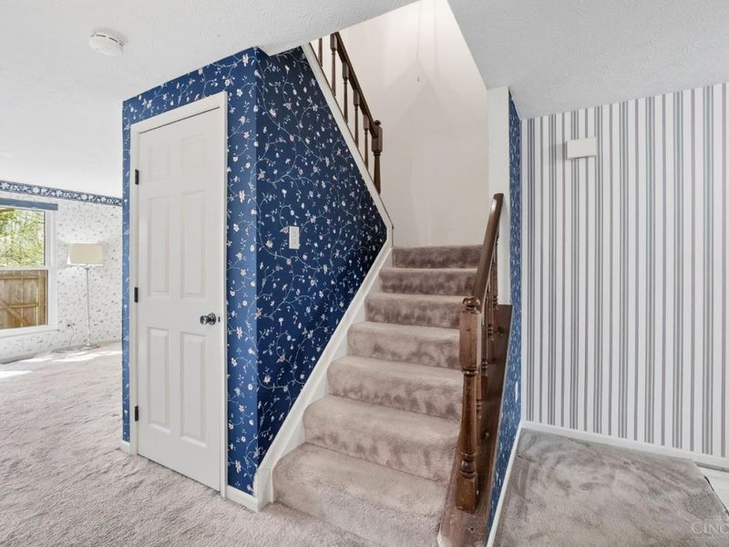 1049 Stratford Court, Loveland, OH 45140 Photo 17