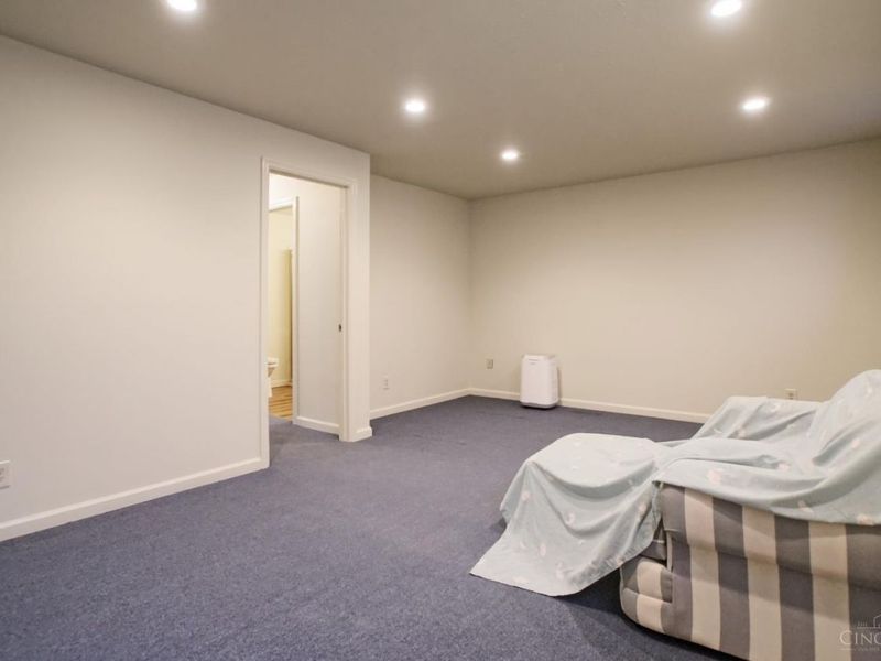 1049 Stratford Court, Loveland, OH 45140 Photo 18