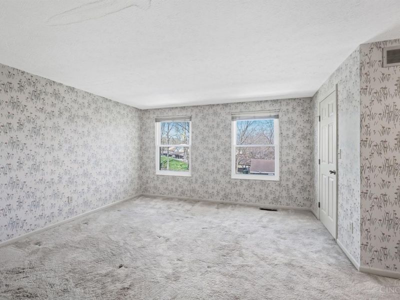 1049 Stratford Court, Loveland, OH 45140 Photo 19