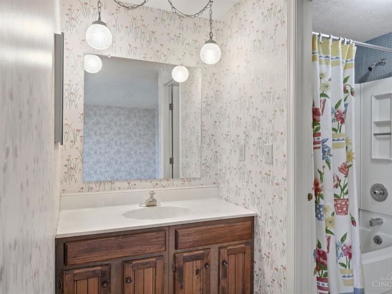 1049 Stratford Court, Loveland, OH 45140 Photo 23