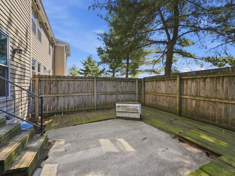 1049 Stratford Court, Loveland, OH 45140 Photo 42