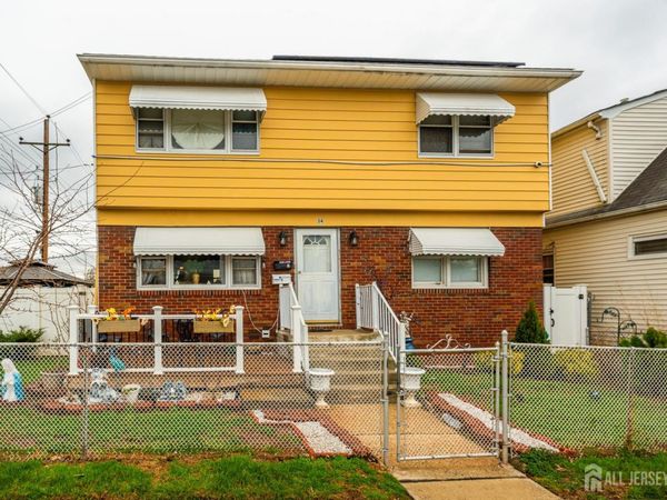 34 Henry Street , Port Reading, NJ 07064