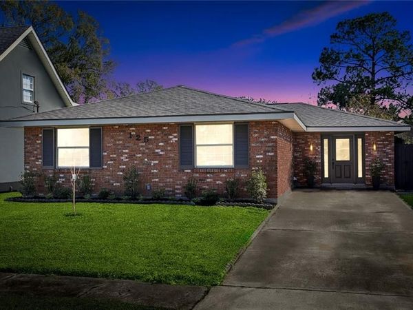 125 ORCHARD Road, River Ridge, LA 70123