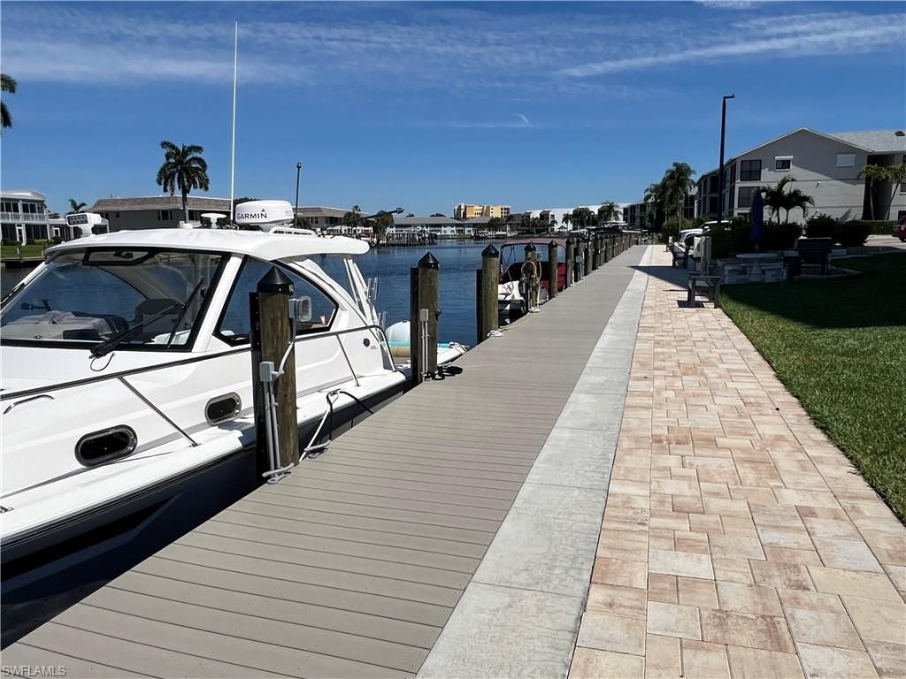 4260 SE 20th Pl , Unit 801, Cape Coral, FL 33904 Photo