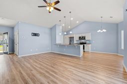 406 Shallow Cove Dr. photo 4