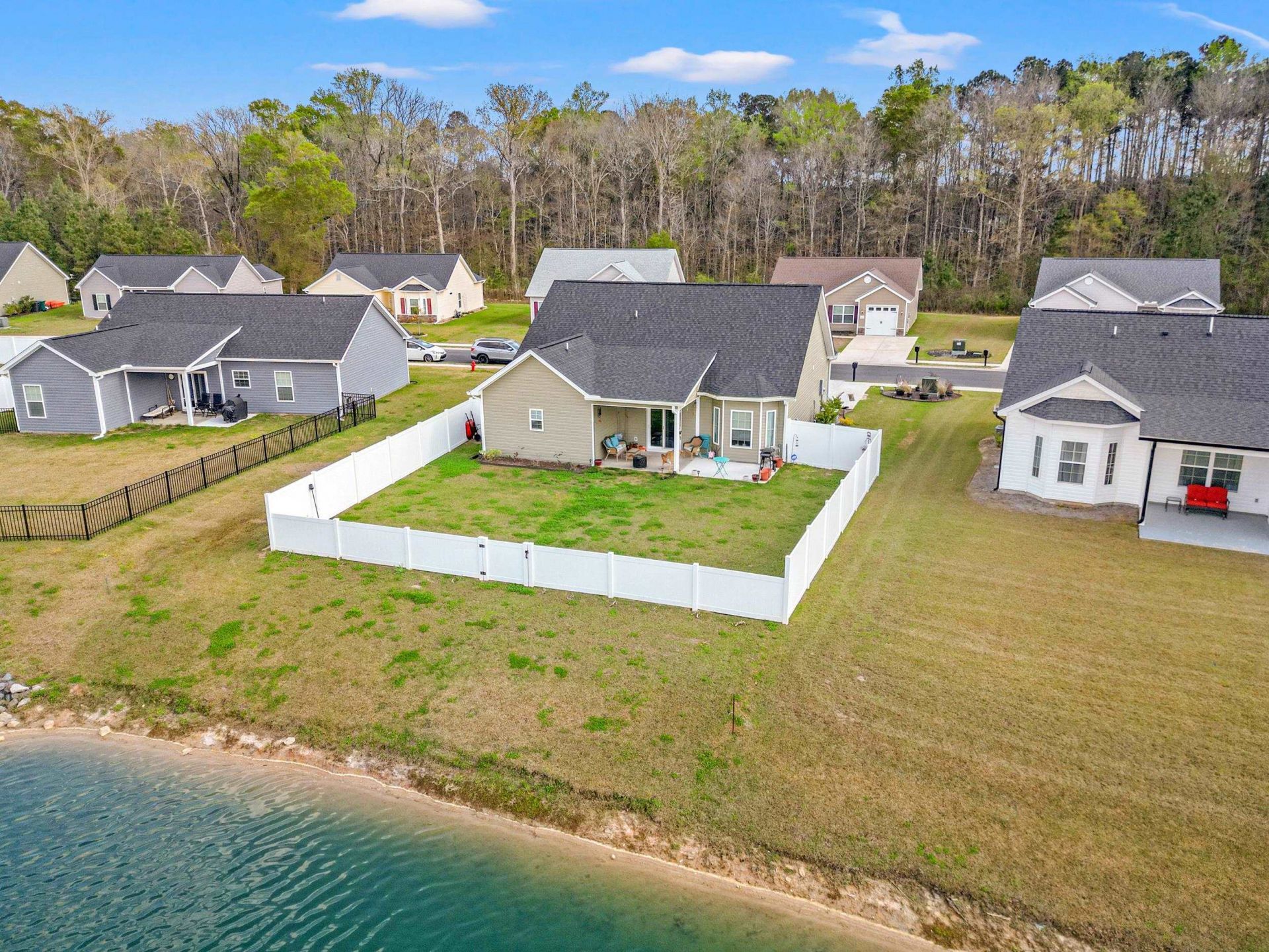 406 Shallow Cove Dr. Photo 33