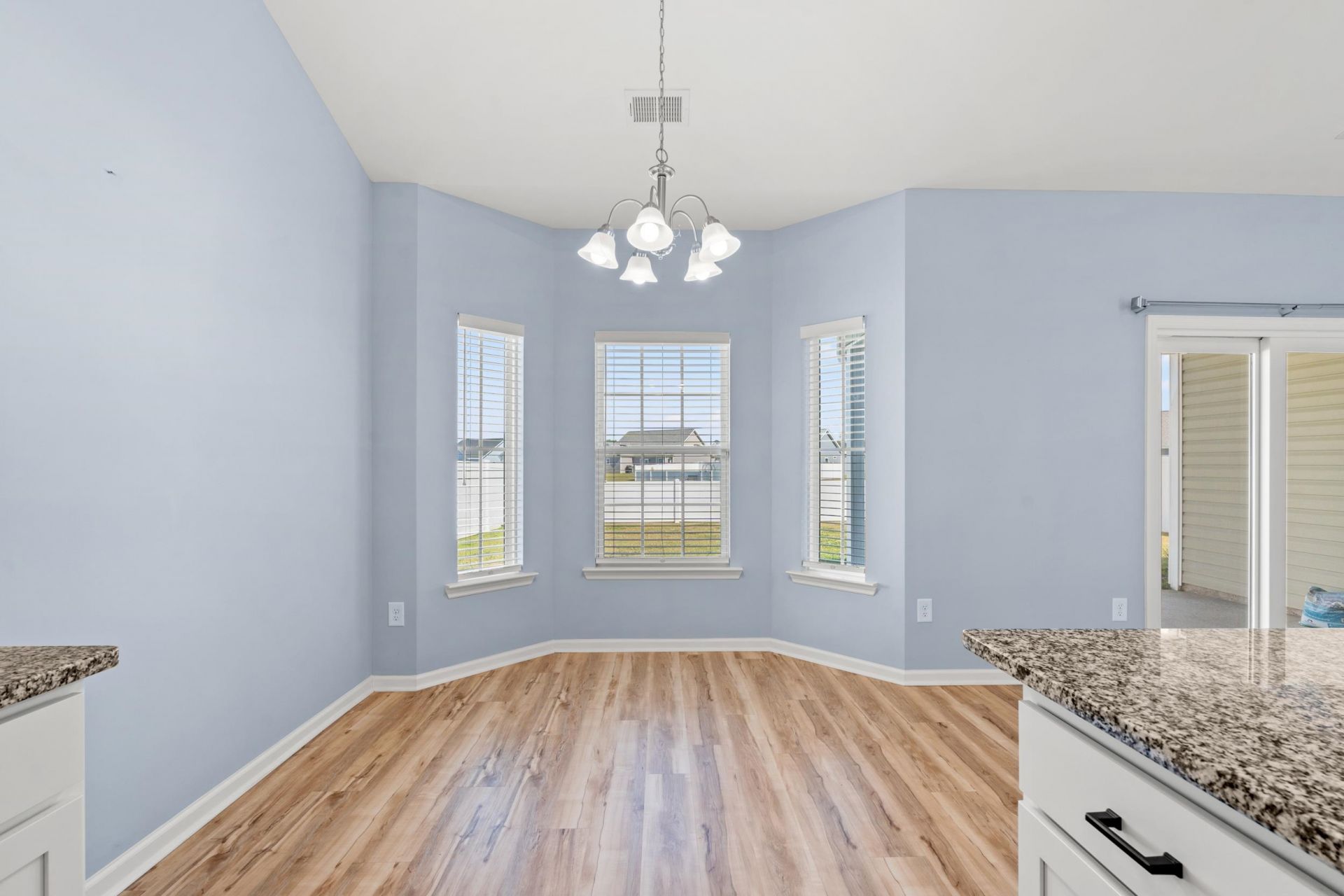 406 Shallow Cove Dr. Photo 9
