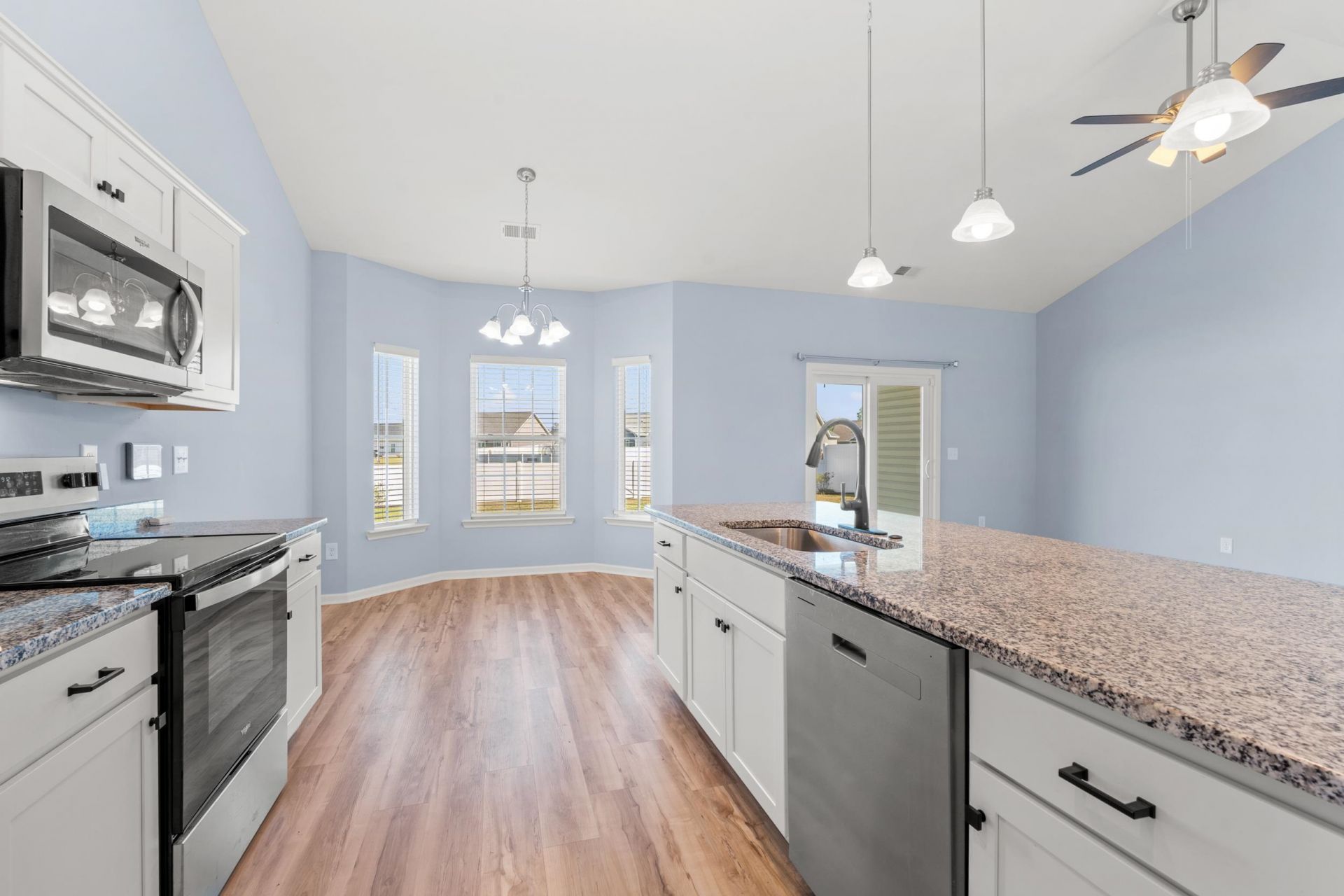 406 Shallow Cove Dr. Photo 9