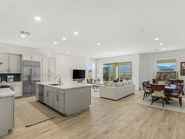 12596 Heritage Heights Drive, Las Vegas, NV 89138