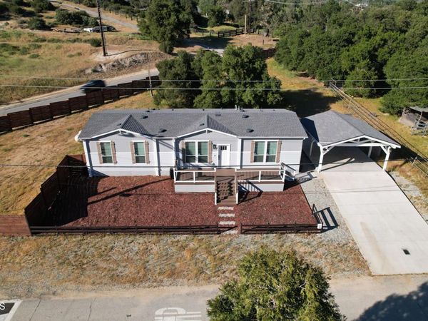 39421 Calle El Parado Road, Santa Clarita, CA 91350