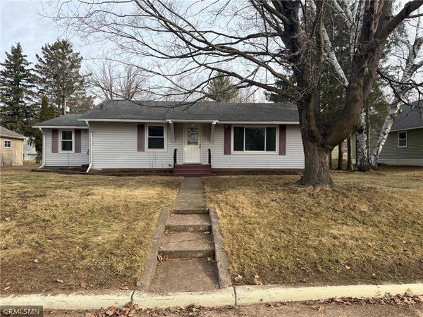 211 E 3rd Avenue, Luck, WI 54853