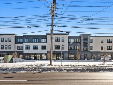 1000 Washington St, Unit 205, Dedham, MA 02026