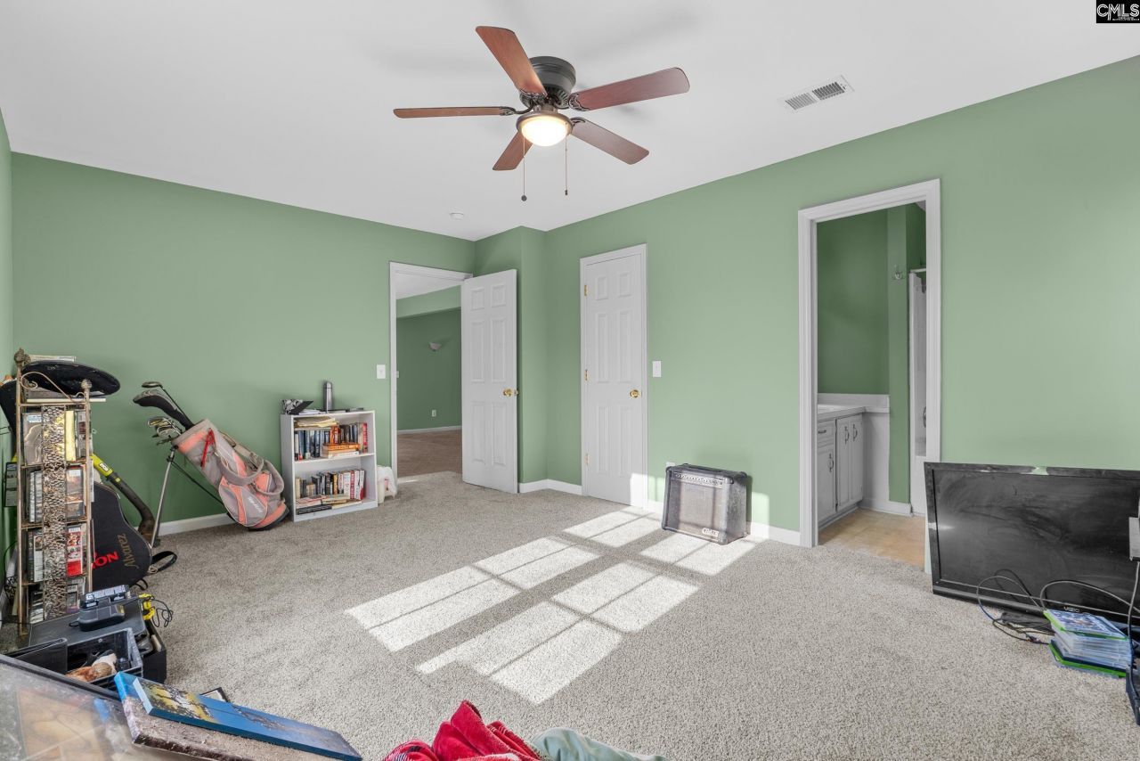 109 Whitby Ct.  Photo 11