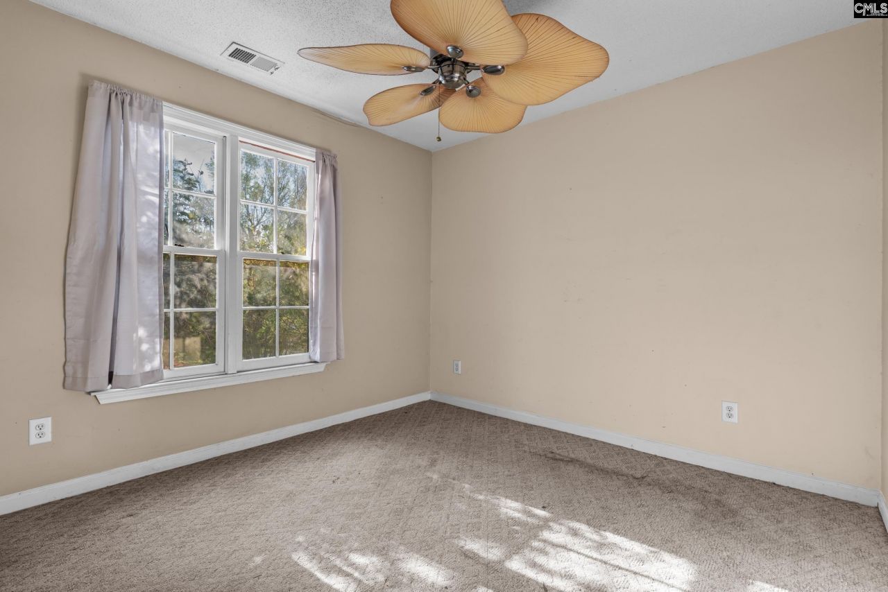 109 Whitby Ct.  Photo 16