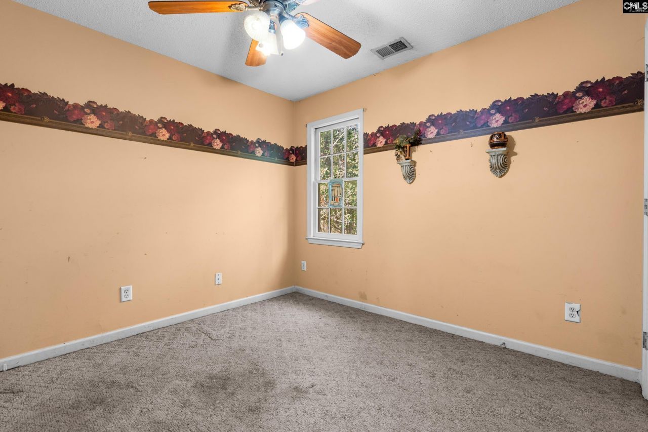 109 Whitby Ct.  Photo 18