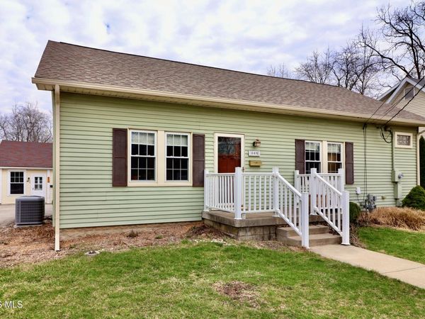 859 Walnut Street, Perrysburg, OH 43551